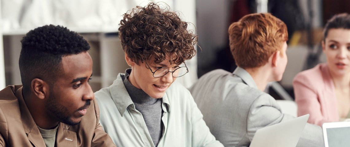 pexels-fauxels-3183181